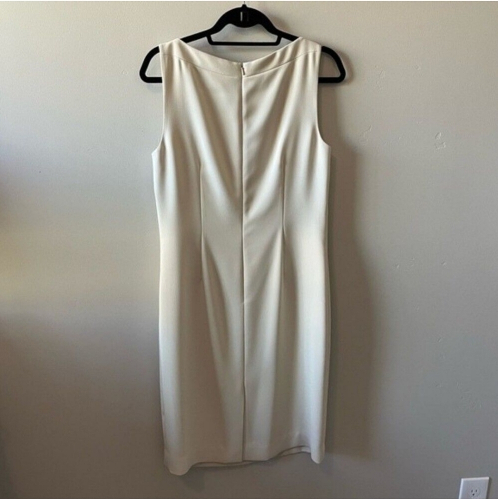 YANSI FUGEL Microfiber Stretch Sleeveless Knee Length Beige Crepe Dress Size 10 - Picture 4 of 6